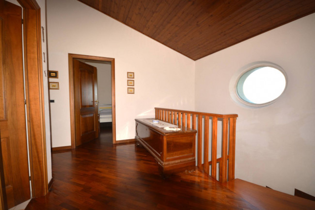 Villa zu verkauf in Colonnella