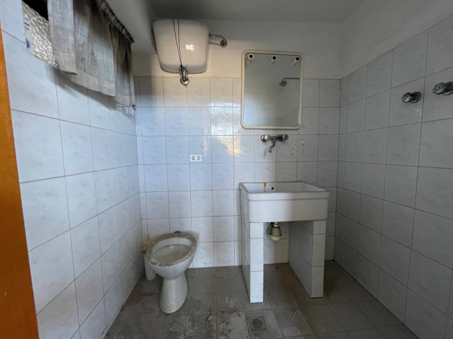 Capannone Industriale/Artigianale in vendita a Acquaviva Picena