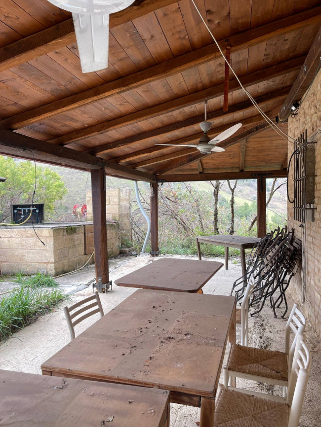 country house for sale in Ripatransone