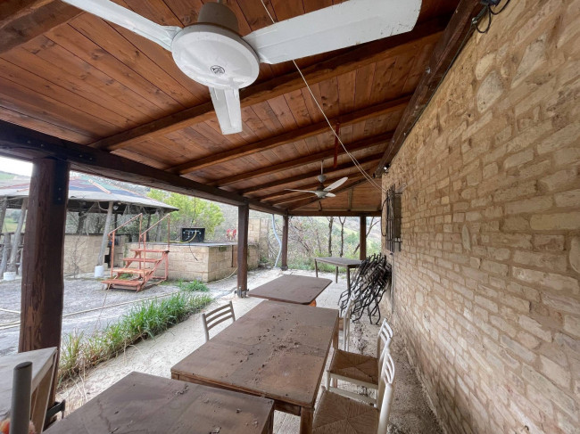 country house for sale in Ripatransone