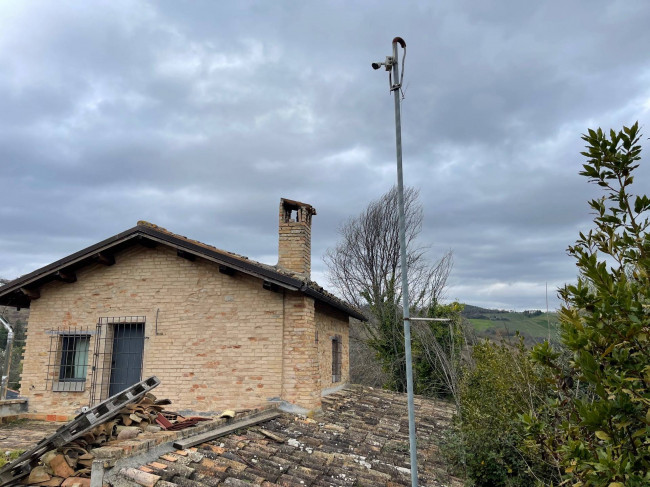 country house for sale in Ripatransone