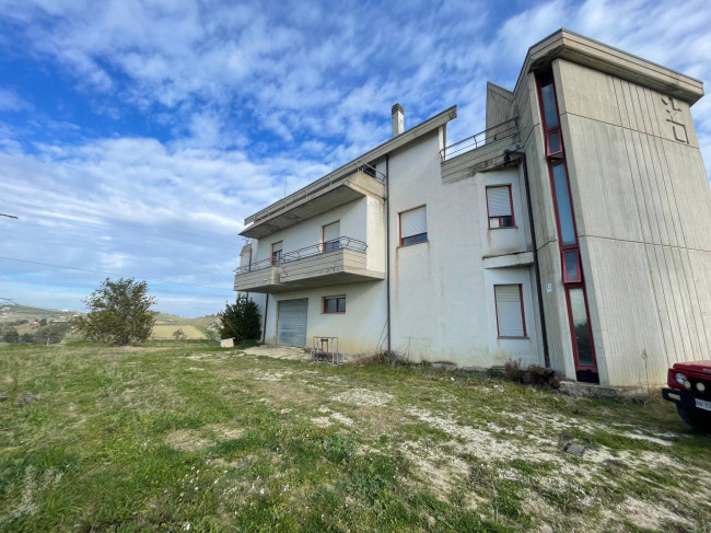 Casa indipendente in vendita a Offida