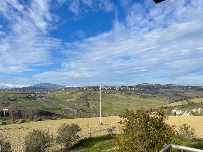 Casa indipendente in vendita a Offida