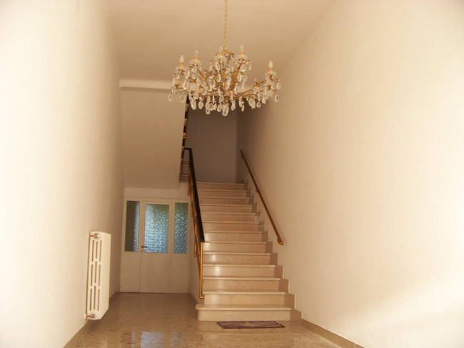 Casa indipendente in vendita a Monsampolo del Tronto