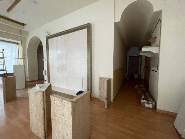 Locale commerciale in affitto a San Benedetto del Tronto