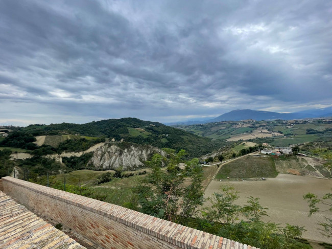 Appartamento in vendita a Castignano