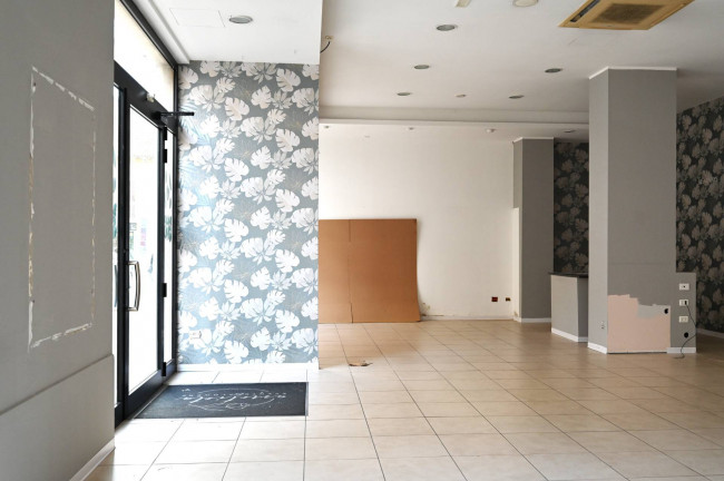 commercial shop for rent in San Benedetto del Tronto