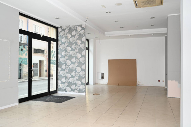 commercial shop for rent in San Benedetto del Tronto