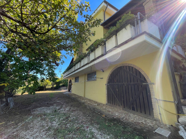 Villa in vendita a Colonnella