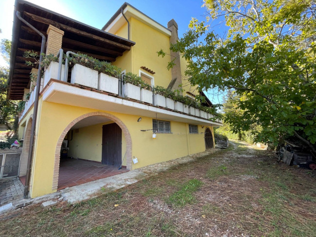 Villa in vendita a Colonnella