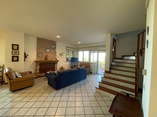 Villa in vendita a Colonnella