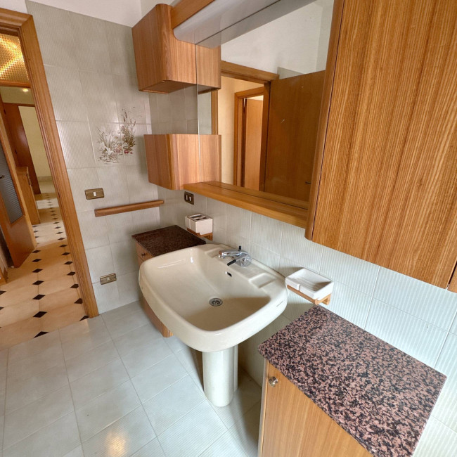 Wohnung zu verkauf in Carassai