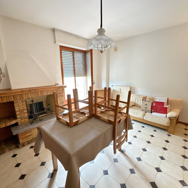 Wohnung zu verkauf in Carassai