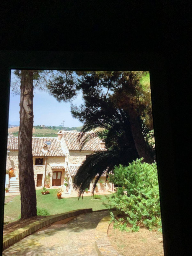 Villa in vendita a Acquaviva Picena