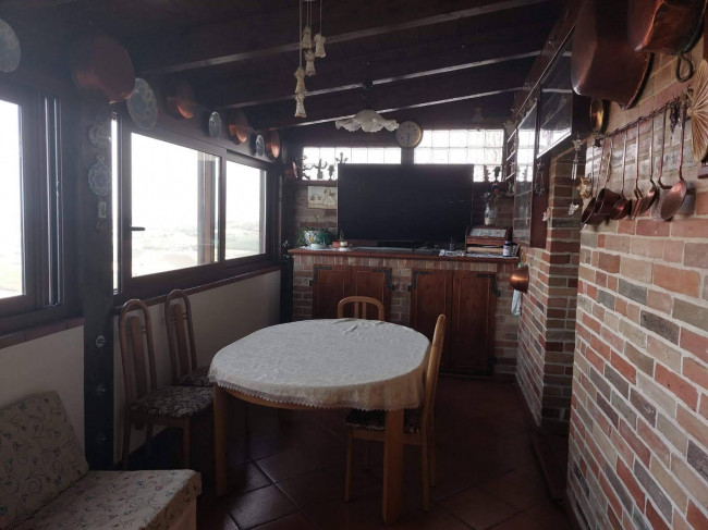 Casa cielo terra in vendita a Montedinove