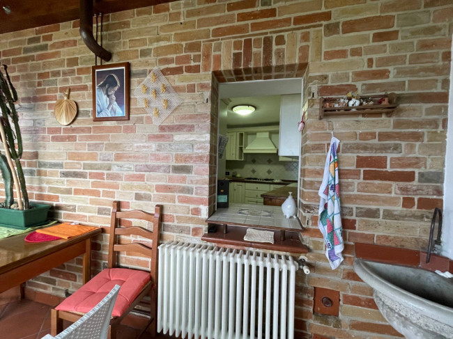 Casa cielo terra in vendita a Montedinove