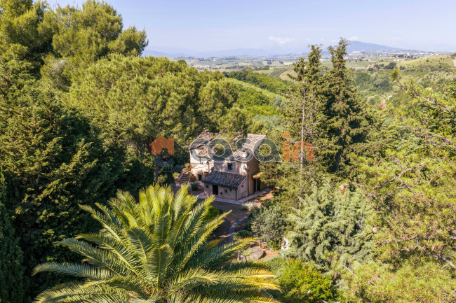Villa in vendita a Acquaviva Picena