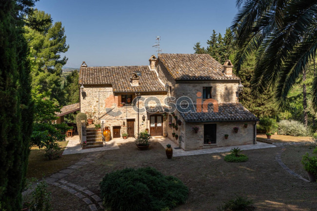 Villa in vendita a Acquaviva Picena