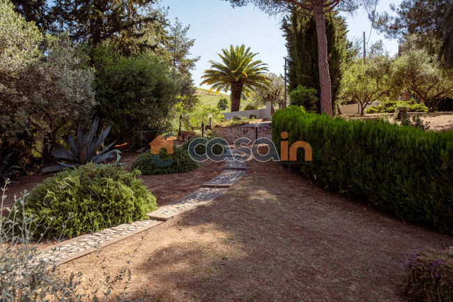 Villa in vendita a Acquaviva Picena