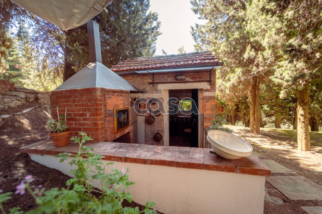 Villa in vendita a Acquaviva Picena