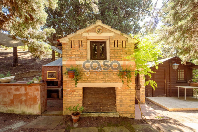 Villa in vendita a Acquaviva Picena