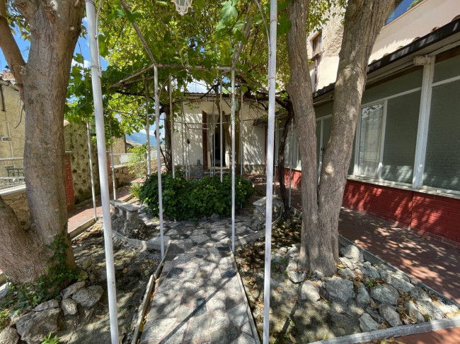 Casa indipendente in vendita a Civitella del Tronto