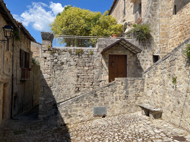 Casa indipendente in vendita a Civitella del Tronto