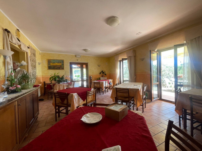 Albergo in vendita a Cupra Marittima