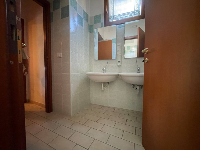 Albergo in vendita a Cupra Marittima