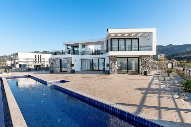Villa in vendita a Kyrenia