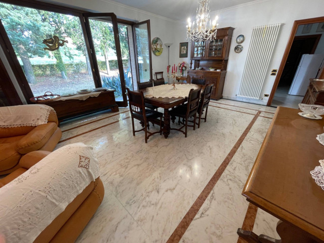 Villa in vendita a Castignano