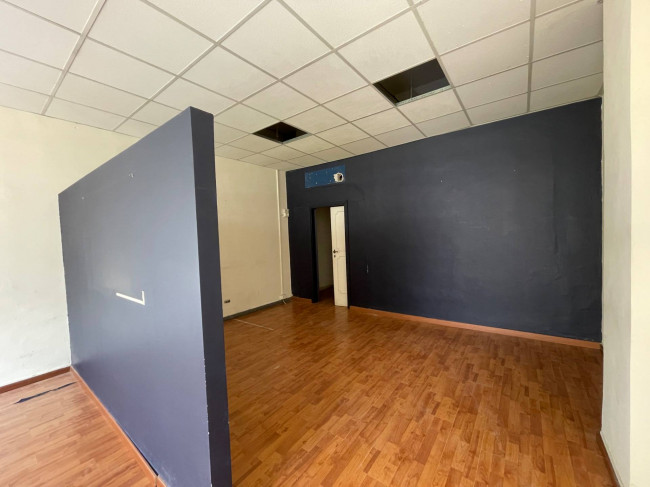 Locale commerciale in affitto a San Benedetto del Tronto