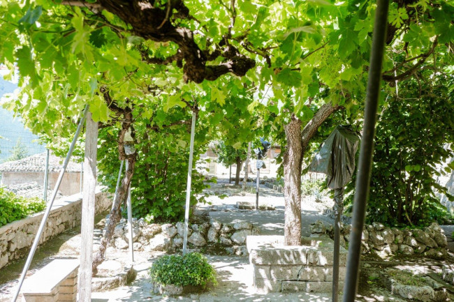 Casa indipendente in vendita a Civitella del Tronto