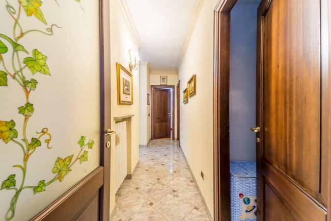 Villa in vendita a Cavriago