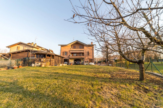 Villa in vendita a Cavriago