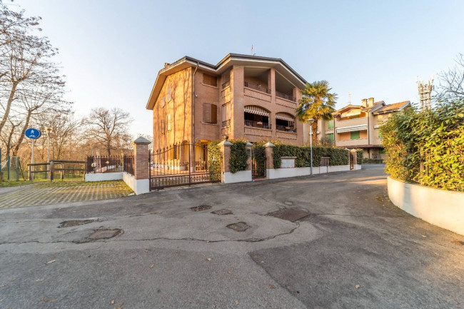 Villa in vendita a Cavriago