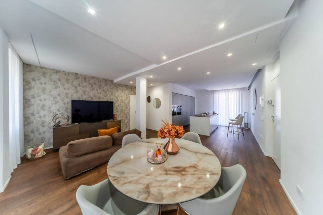 Appartamento in vendita a Parma