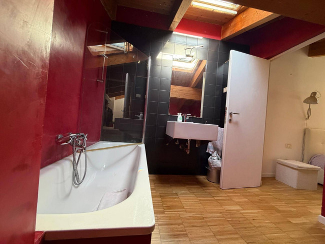 Appartamento in vendita a Parma