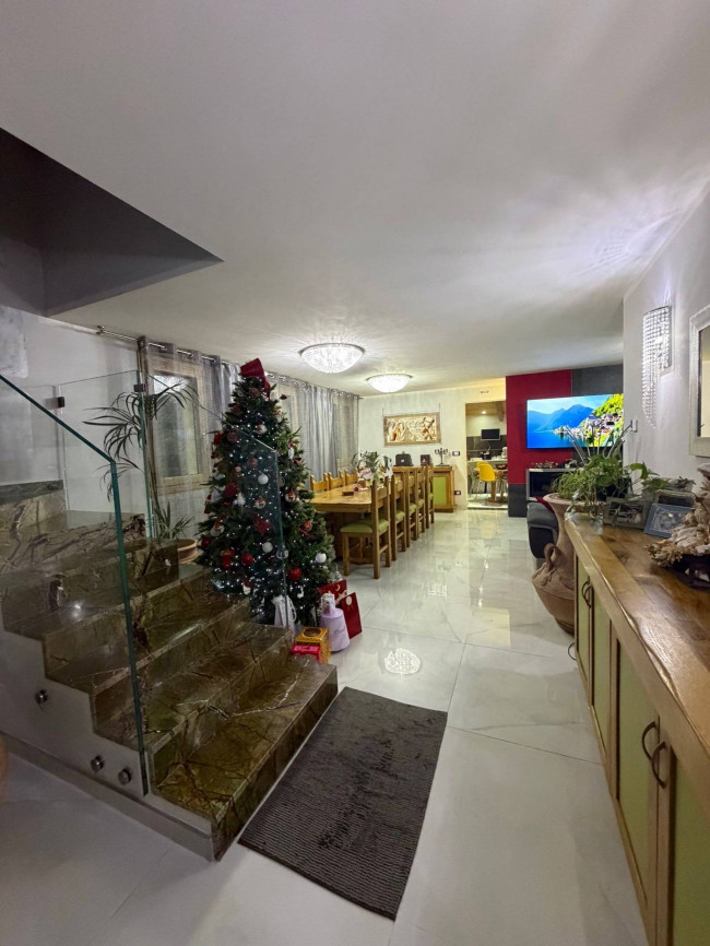 Casa singola in vendita a Parma