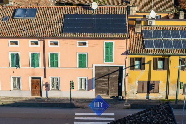 Rustico in vendita a Parma
