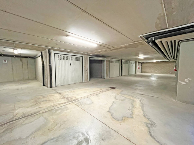 Box o garage in vendita a Pinerolo