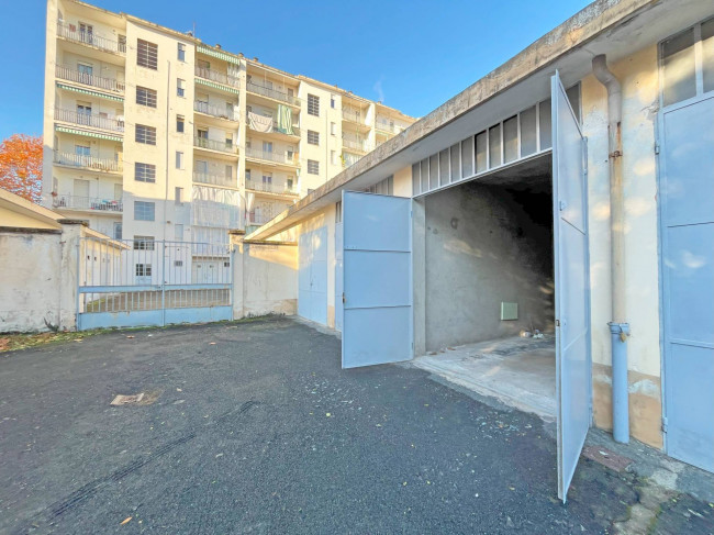 Box o garage in vendita a Pinerolo