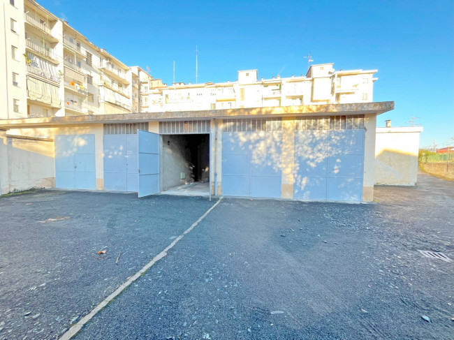 Box o garage in vendita a Pinerolo