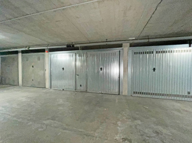 Box o garage in vendita a Pinerolo