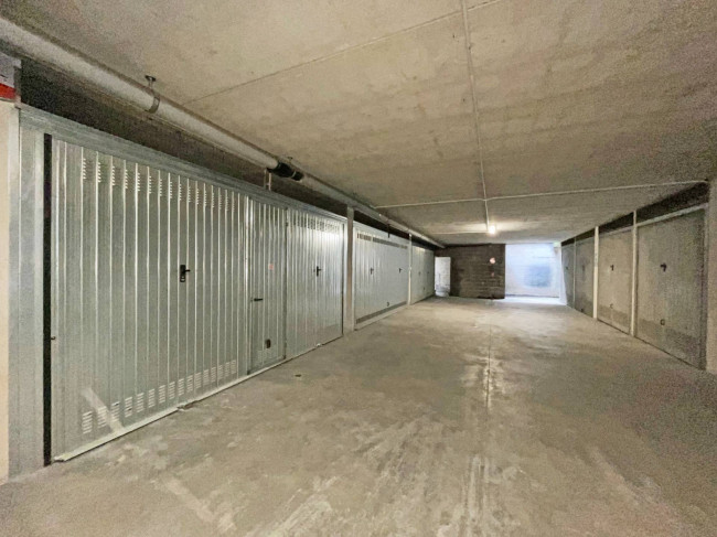 Box o garage in vendita a Pinerolo