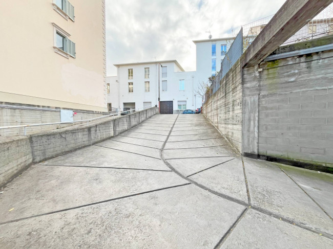 Box o garage in vendita a Pinerolo