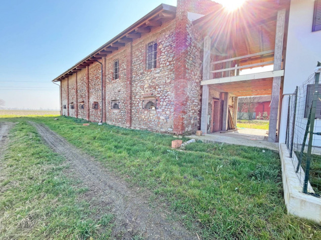 Villa a schiera in vendita a Macello