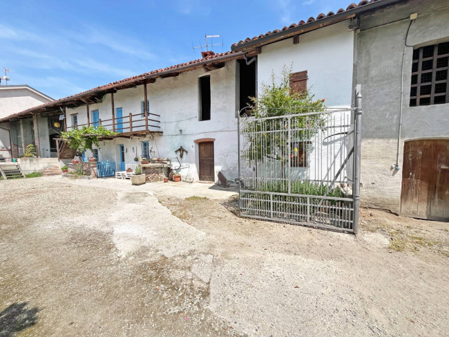 Casa Semindipendente in vendita a Pinerolo