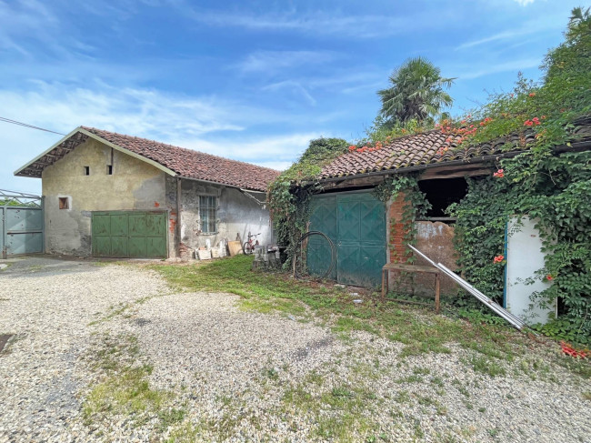 Rustico in vendita a Pinerolo