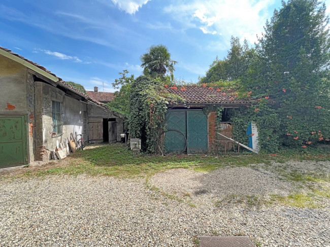 Rustico in vendita a Pinerolo